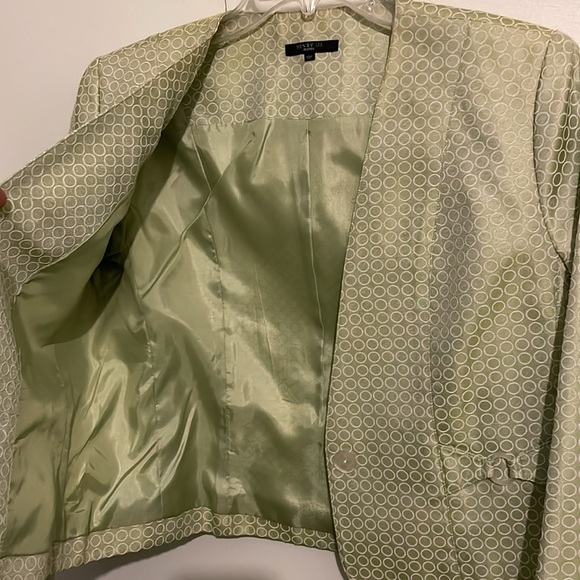 Henry Lee 2-Pc Dress Suit, Light Lime, Straight Line, 3/4 Sleeves, size 10P - Picture 14 of 16